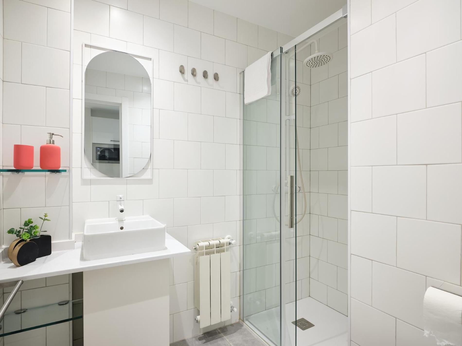 מדריד My City Home - Student Rooms In Moncloa מראה חיצוני תמונה
