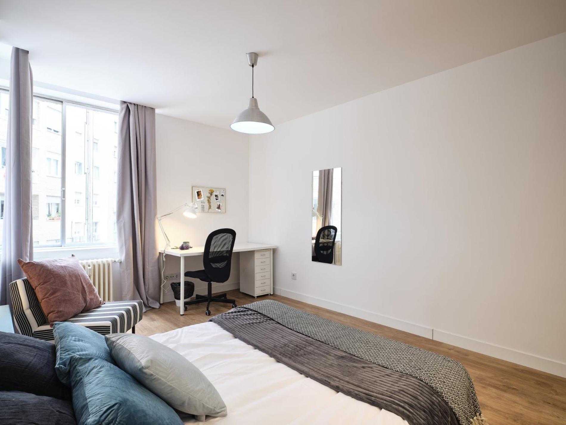 מדריד My City Home - Student Rooms In Moncloa מראה חיצוני תמונה